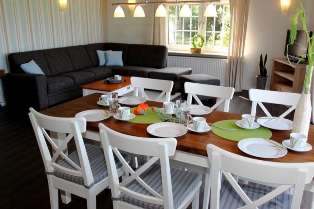 Wohnen Unter Reet Apartment Galmsbull Bagian luar foto