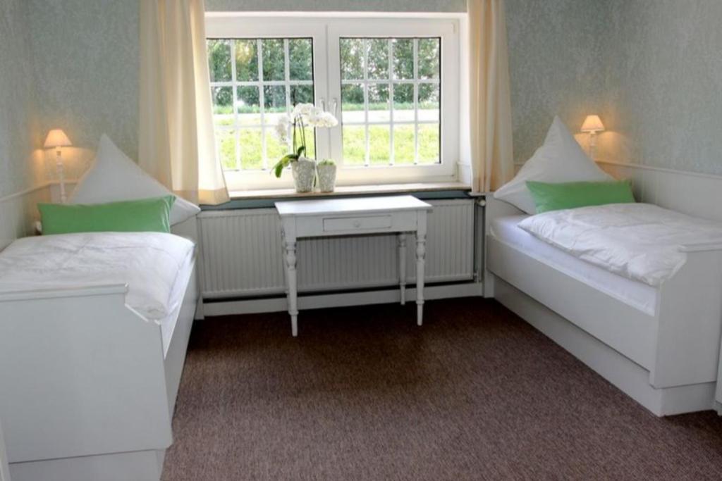 Wohnen Unter Reet Apartment Galmsbull Bagian luar foto