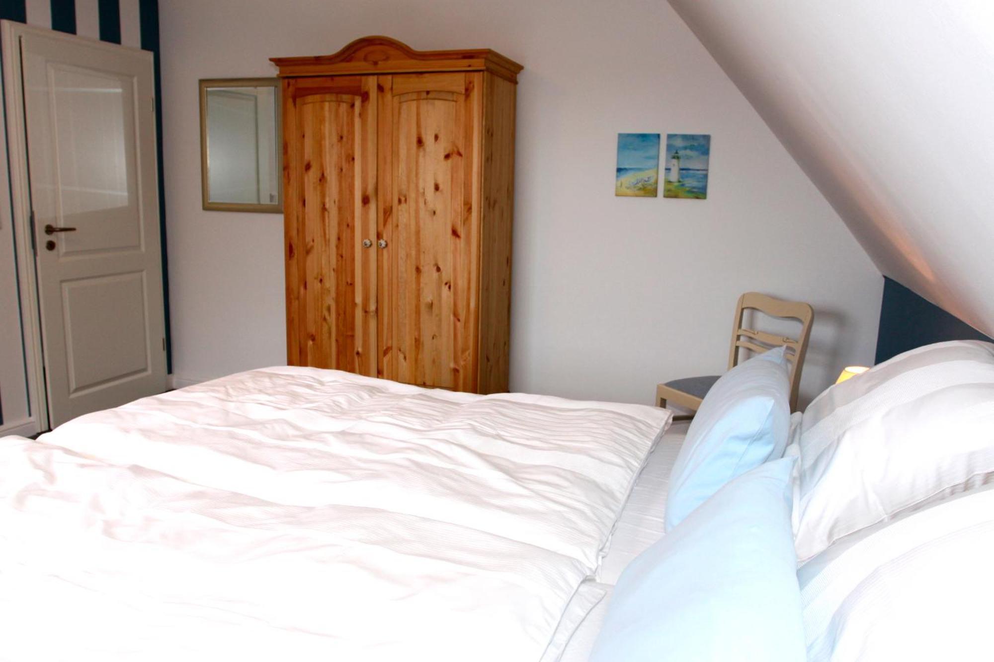 Wohnen Unter Reet Apartment Galmsbull Bagian luar foto